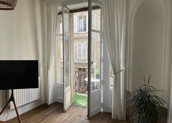 Coeur De Ville, De Caractere 公寓